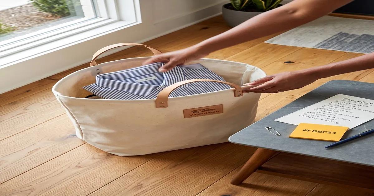 How to Prepare Your Clothes for Laundry Pickup